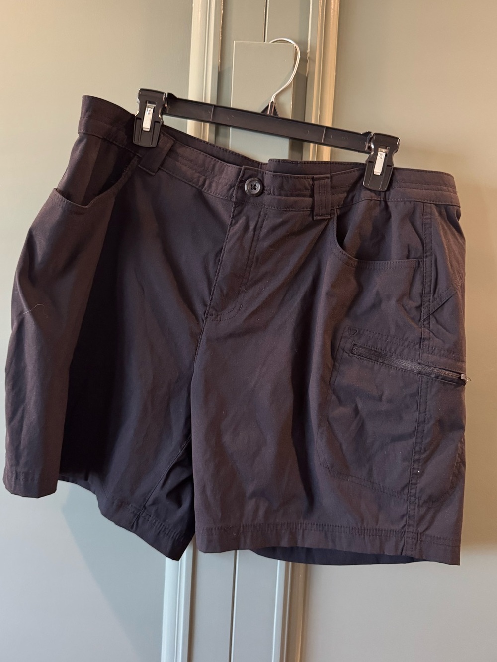 Eddie Bauer Women’s Black Shorts